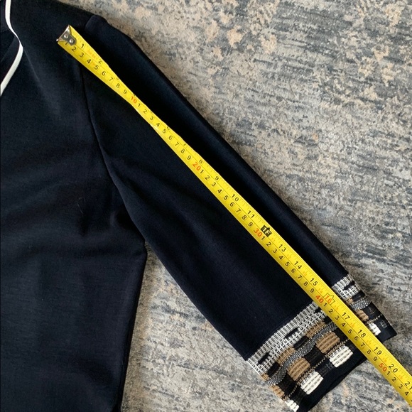 Ming Wang Dark Navy, Tan and White Geometric Cardigan Sweater - Picture 5 of 7